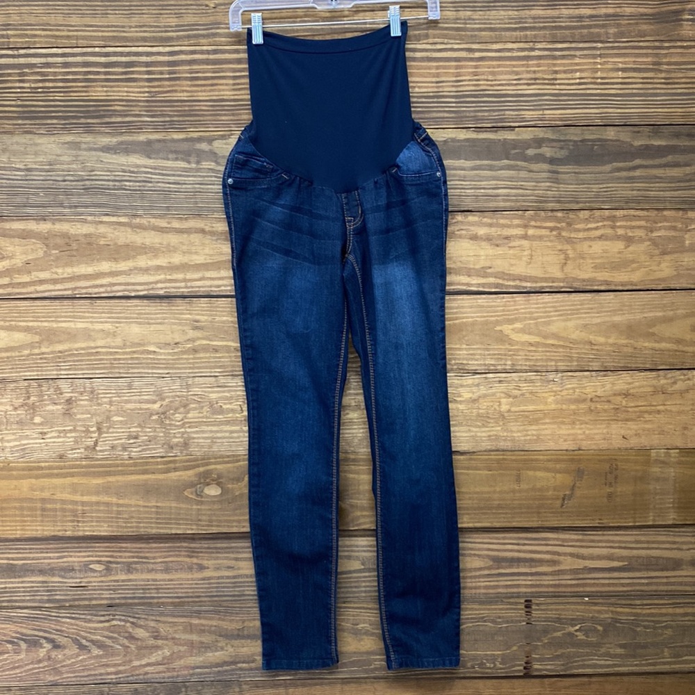 Fade to Blue Denim Maternity - Picture 4 of 9